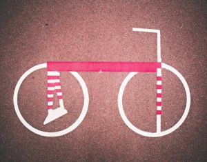 Vélo dessiné au sol